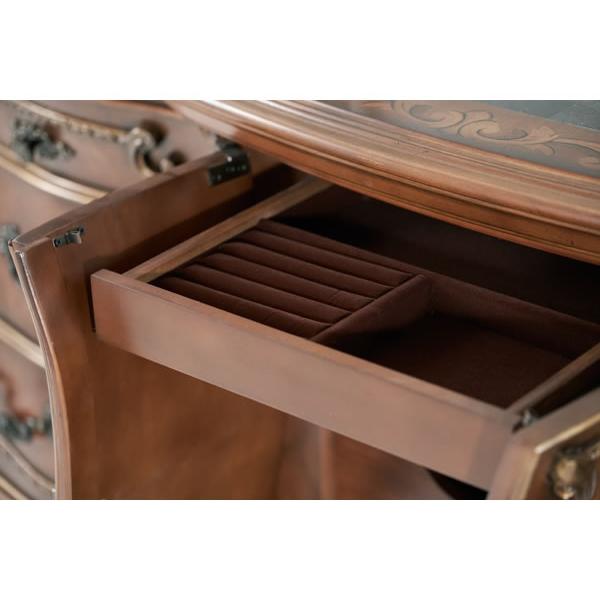 Michael Amini Chateau Beauvais 8-Drawer Dresser 75050-60-39 IMAGE 10