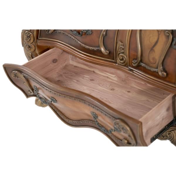 Michael Amini Chateau Beauvais 8-Drawer Dresser 75050-60-39 IMAGE 11