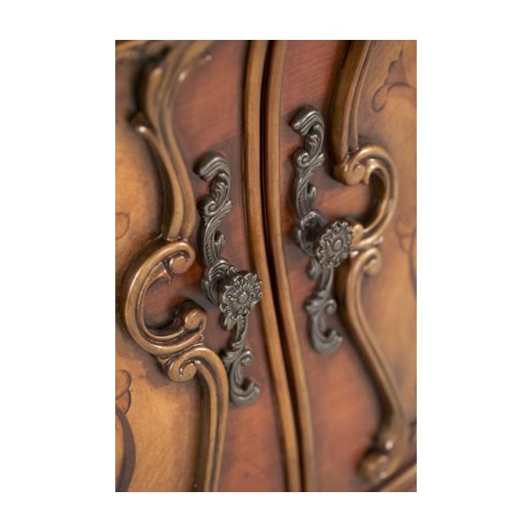 Michael Amini Chateau Beauvais 8-Drawer Dresser 75050-60-39 IMAGE 8