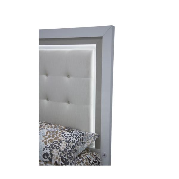 Michael Amini Sky Tower California King Platform Bed 9025600CK-108 IMAGE 7