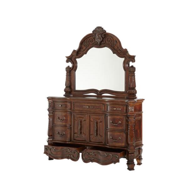 Michael Amini Windsor Court 7-Drawer Dresser 70050-60-54 IMAGE 3