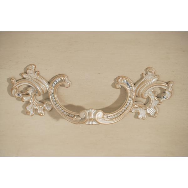 Michael Amini Lavelle 6-Drawer Dresser 54050-60-04 IMAGE 9