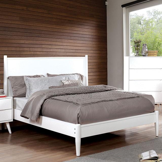 Furniture of America Lennart II King Panel Bed CM7386WH-EK-BED IMAGE 1