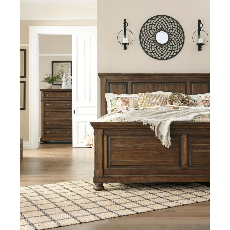 Signature Design by Ashley Flynnter King Panel Bed B719-58/B719-56/B719-97 IMAGE 3