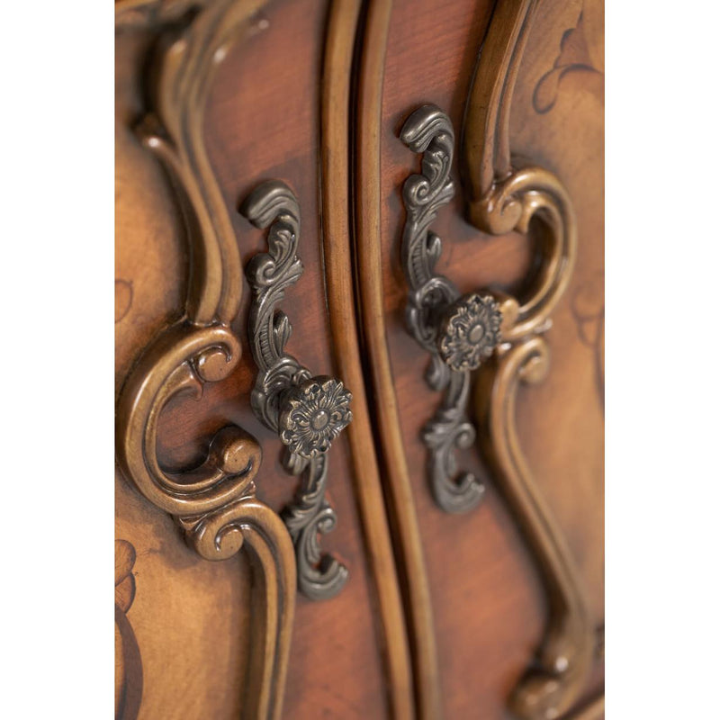 Michael Amini Chateau Beauvais 8-Drawer Dresser 75050-39 IMAGE 7