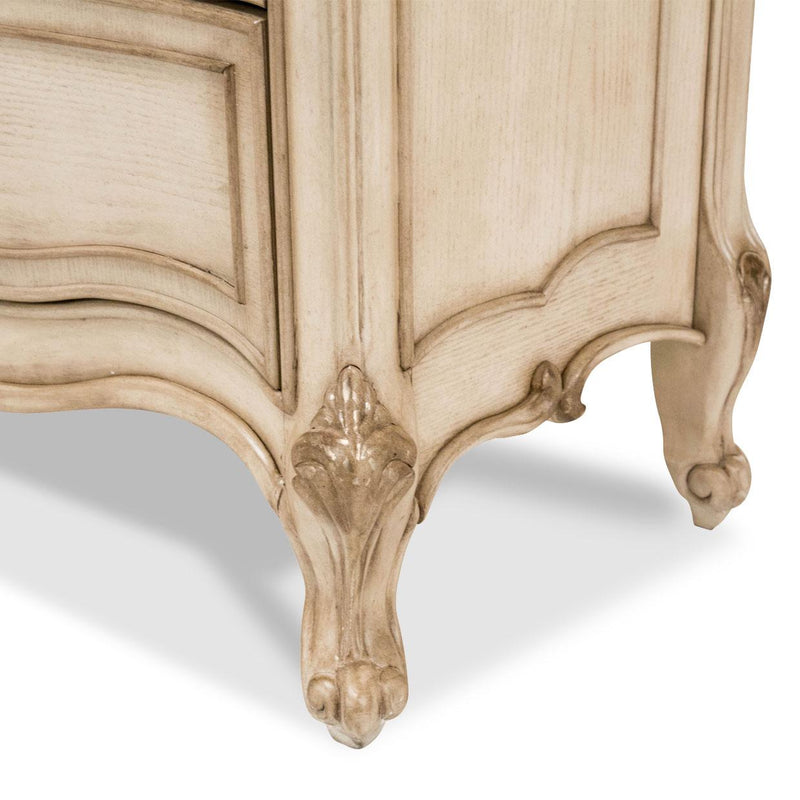 Michael Amini Platine De Royale 11-Drawer Dresser 09051-201 IMAGE 4