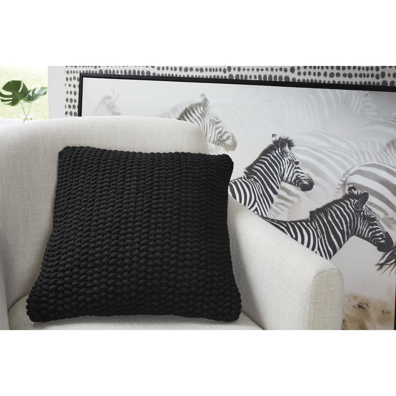  Signature Design by Ashley Renemore A1000475 Pillow IMAGE 4