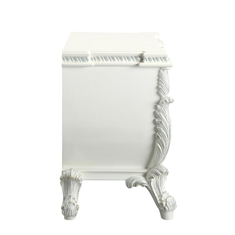 Acme Furniture Vanaheim 3-Drawer Nightstand BD00672 IMAGE 5