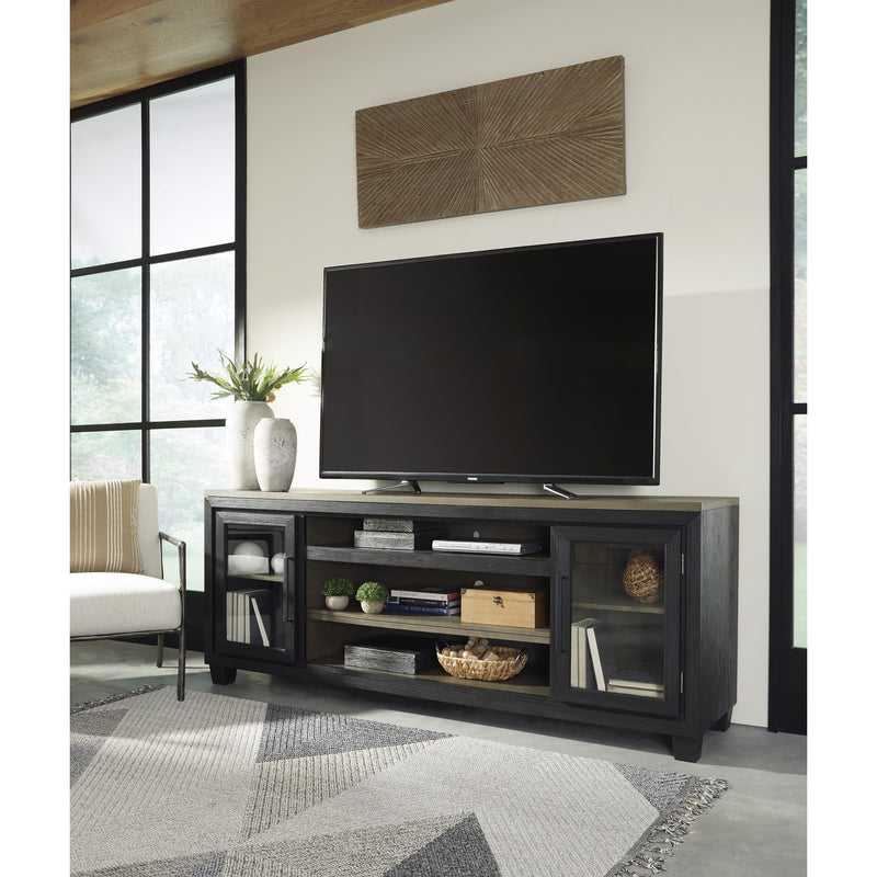  Signature Design by Ashley Foyland W989-68 Extra Large TV Stand with Fireplace Option IMAGE 6