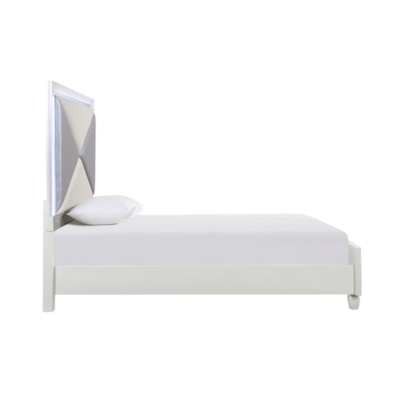 New Classic Furniture Harlequin Queen Upholstered Panel Bed B2021-310/B2021-320/B2021-330 IMAGE 4