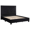 Coaster Furniture Hailey Queen Upholstered Platform Bed 315925Q IMAGE 1