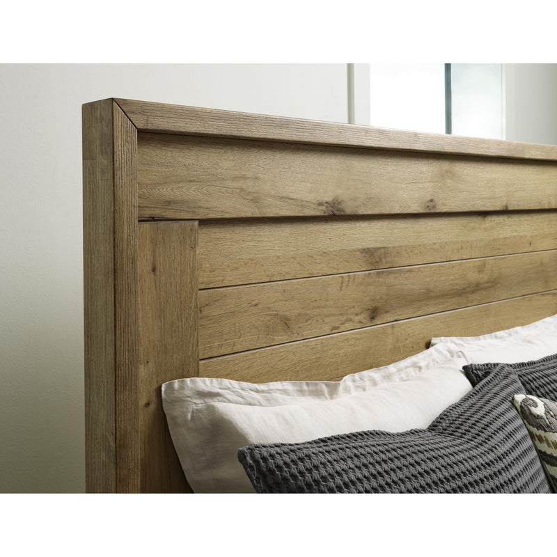  Signature Design by Ashley Galliden B841B4 King Panel Bed IMAGE 7