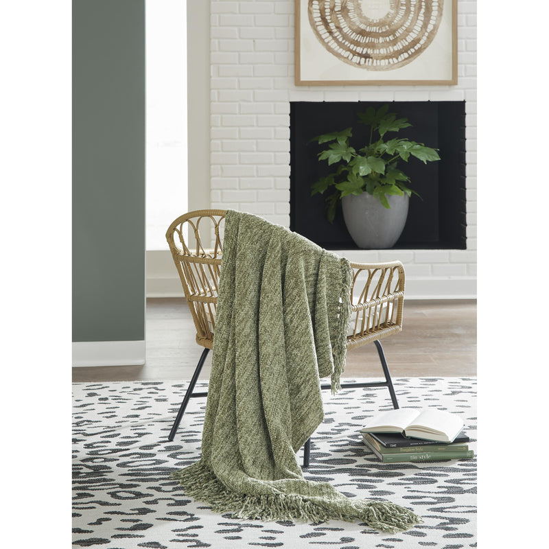  Signature Design by Ashley Tamish A1001051 Throw IMAGE 3