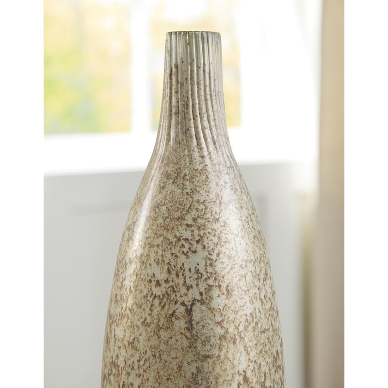  Signature Design by Ashley Plawite A2000639 Vase IMAGE 3
